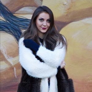 Meet your Posher, Hannah